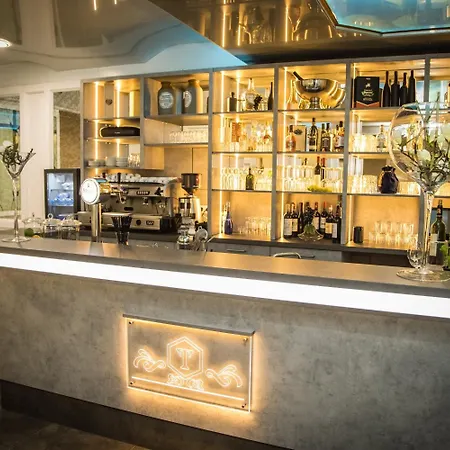 Tiffany 2* كاسيل